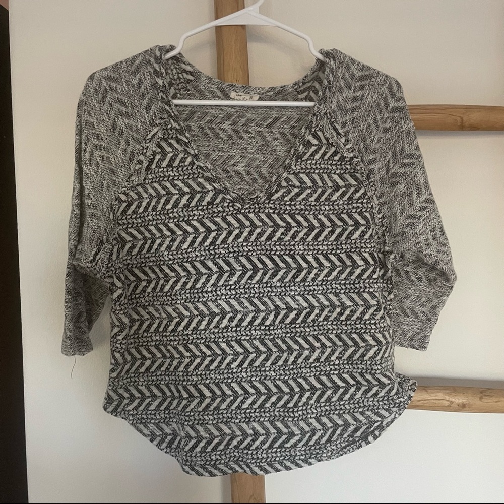 Forever 21 Knit shirt